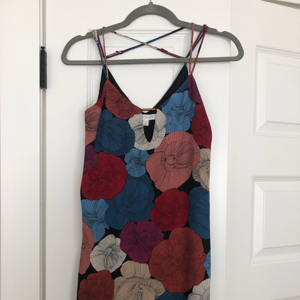Floral dress with adjustable straps